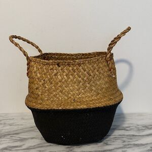 Two-Tone Woven Basket - Black and Brown
